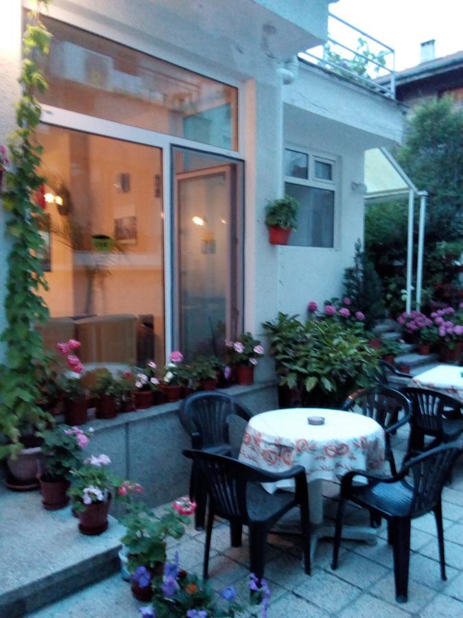 Guest House Tony 네세부르 외부 사진